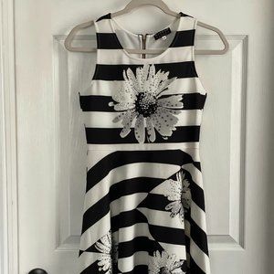 NWT Hannah Banana Black Label Girls Fancy Dress Sz16